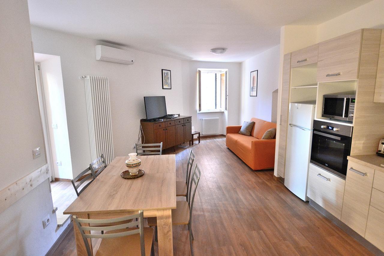 Apartment Del Pescatore トッリ・デル・ベーナコ エクステリア 写真